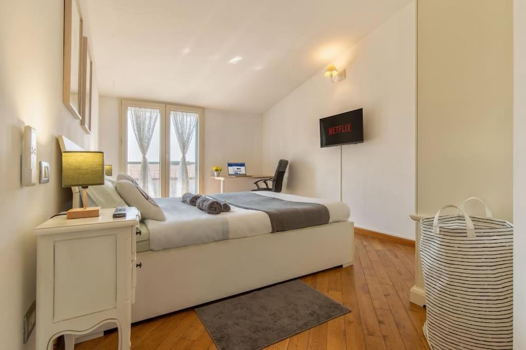 Unique & Strategic Flat, 50M From M4 Station Apartment Milan Exterior photo