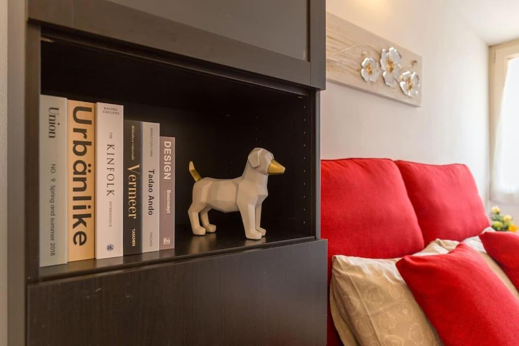 Unique & Strategic Flat, 50M From M4 Station Apartment Milan Exterior photo