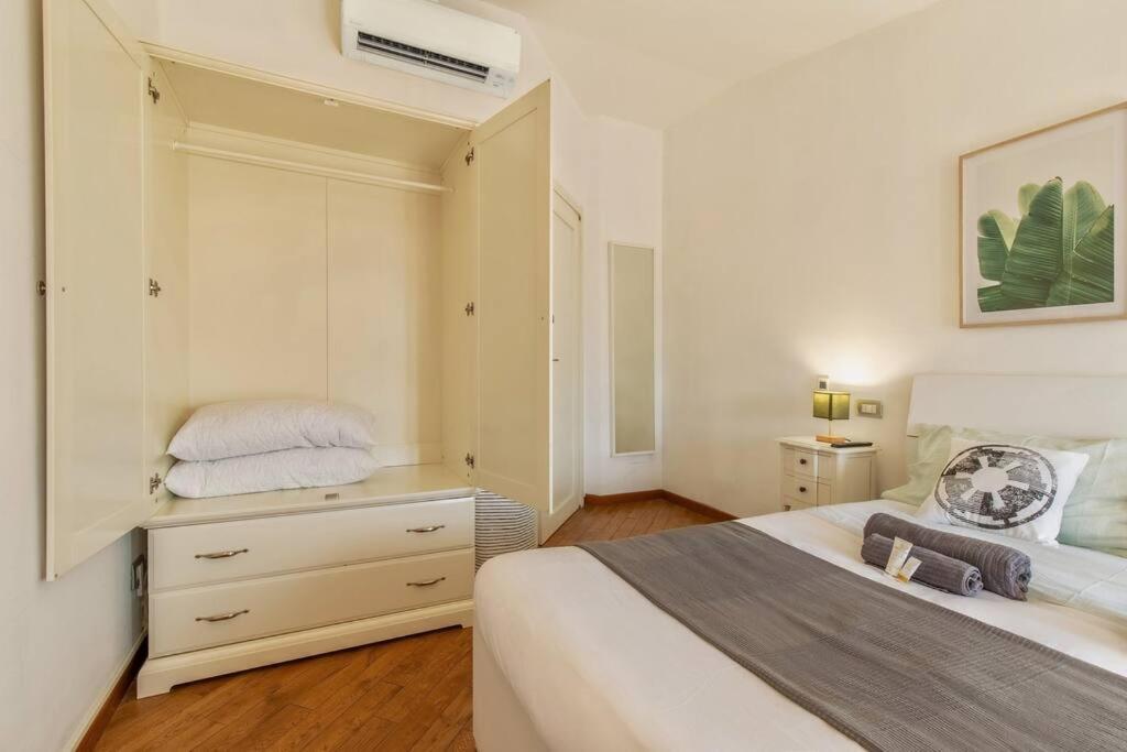 Unique & Strategic Flat, 50M From M4 Station Apartment Milan Exterior photo